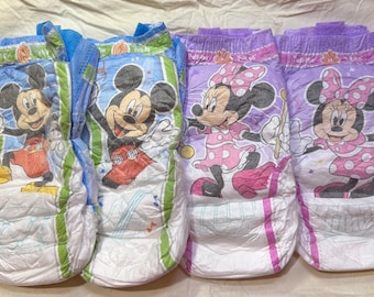 Set di 4 mutandine da allenamento Huggies per bambini e bambine, taglie 6-7 anni.