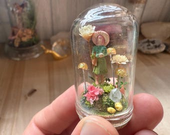 Tiny Daydreamer Flower Crystal Flower World