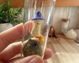 Floating Spooky Ghost Shroomie