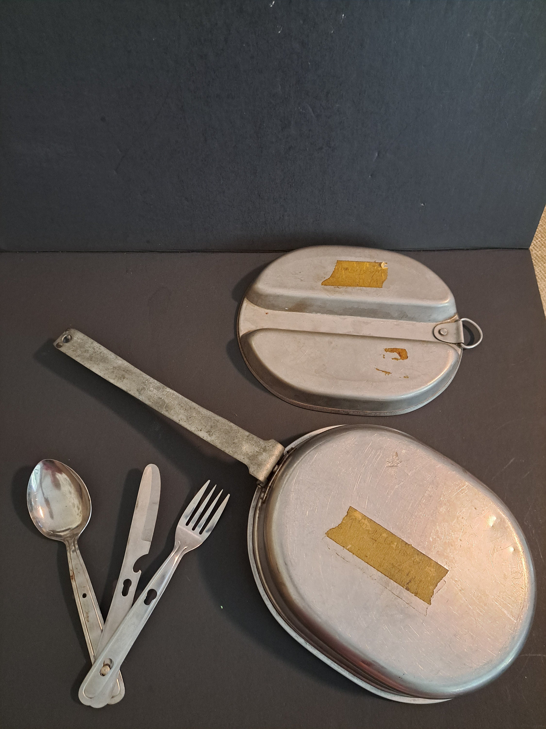 (J-7)US MESS KIT PAN カトラリー付き　米軍実物　美品 J-7)US MESS KIT PAN カトラリー付き 米軍実物 美品 - メルカリ