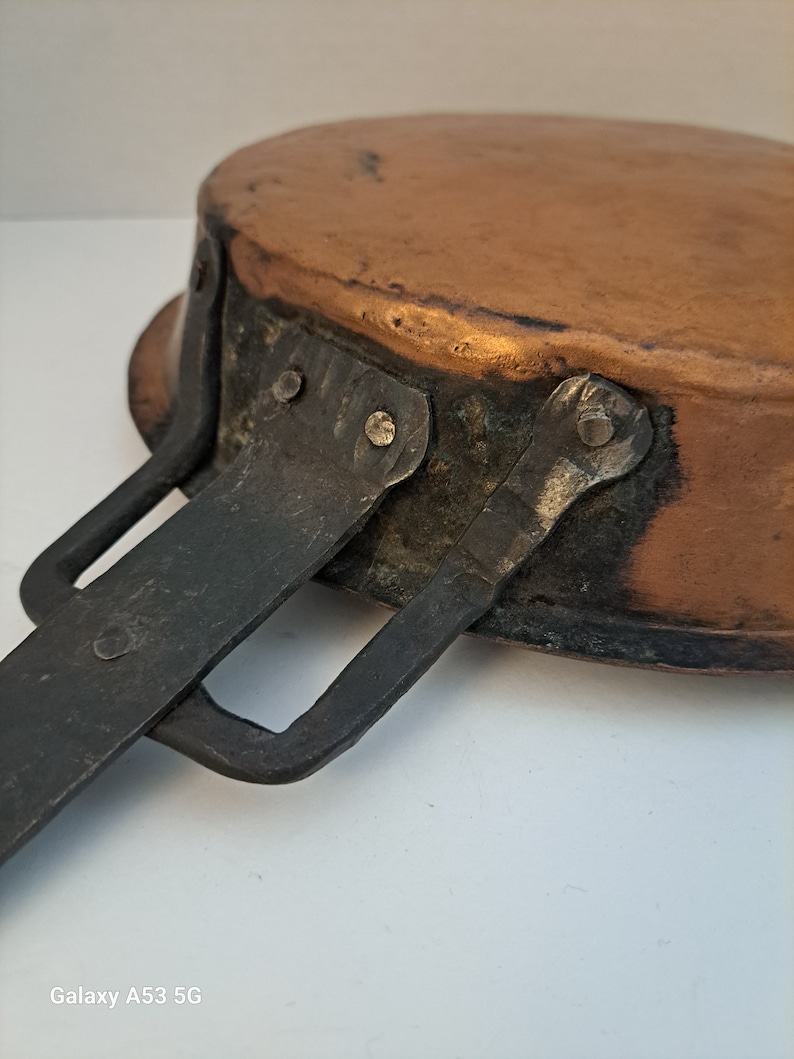 Vintage long handle, hammered copper pan image 2