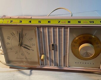 Vintage 1960s Motorola Am radio and  clock