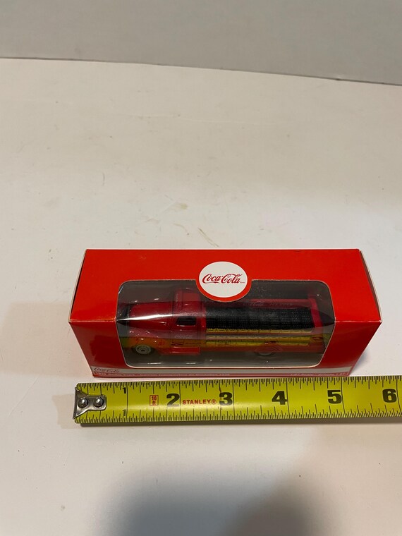 1938 Coca Cola Bottle Truck 1:87 Scale - Etsy