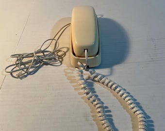 Vintage trim line telephone