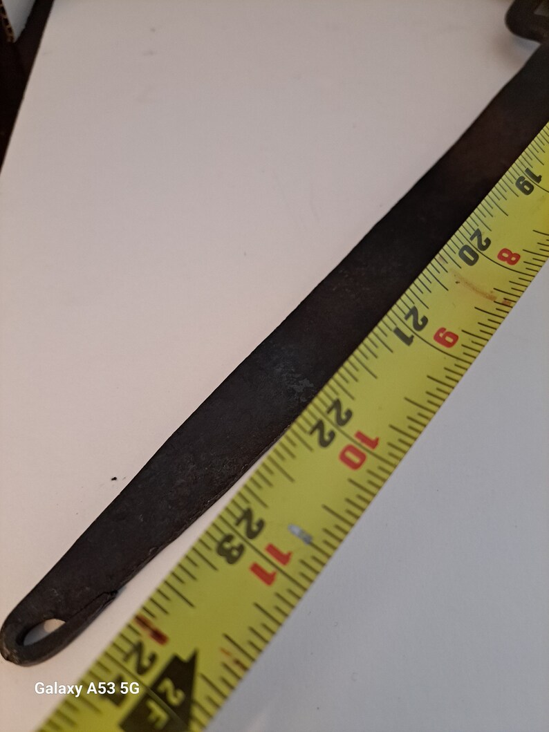 Vintage long handle, hammered copper pan image 3