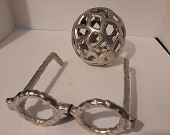 Metal decor