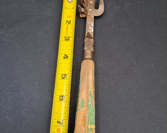 Vintage bottle and can opener