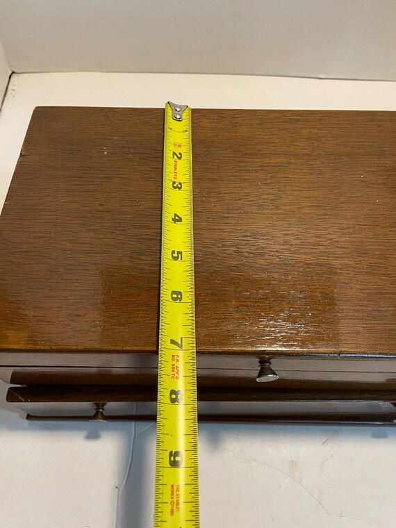 Vintage dresser/jewelry box made in Taiwan - image 8