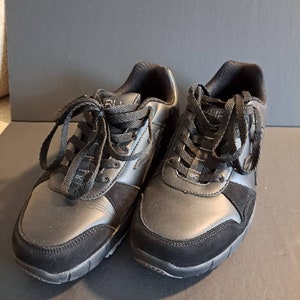 Kuru arc support shoes