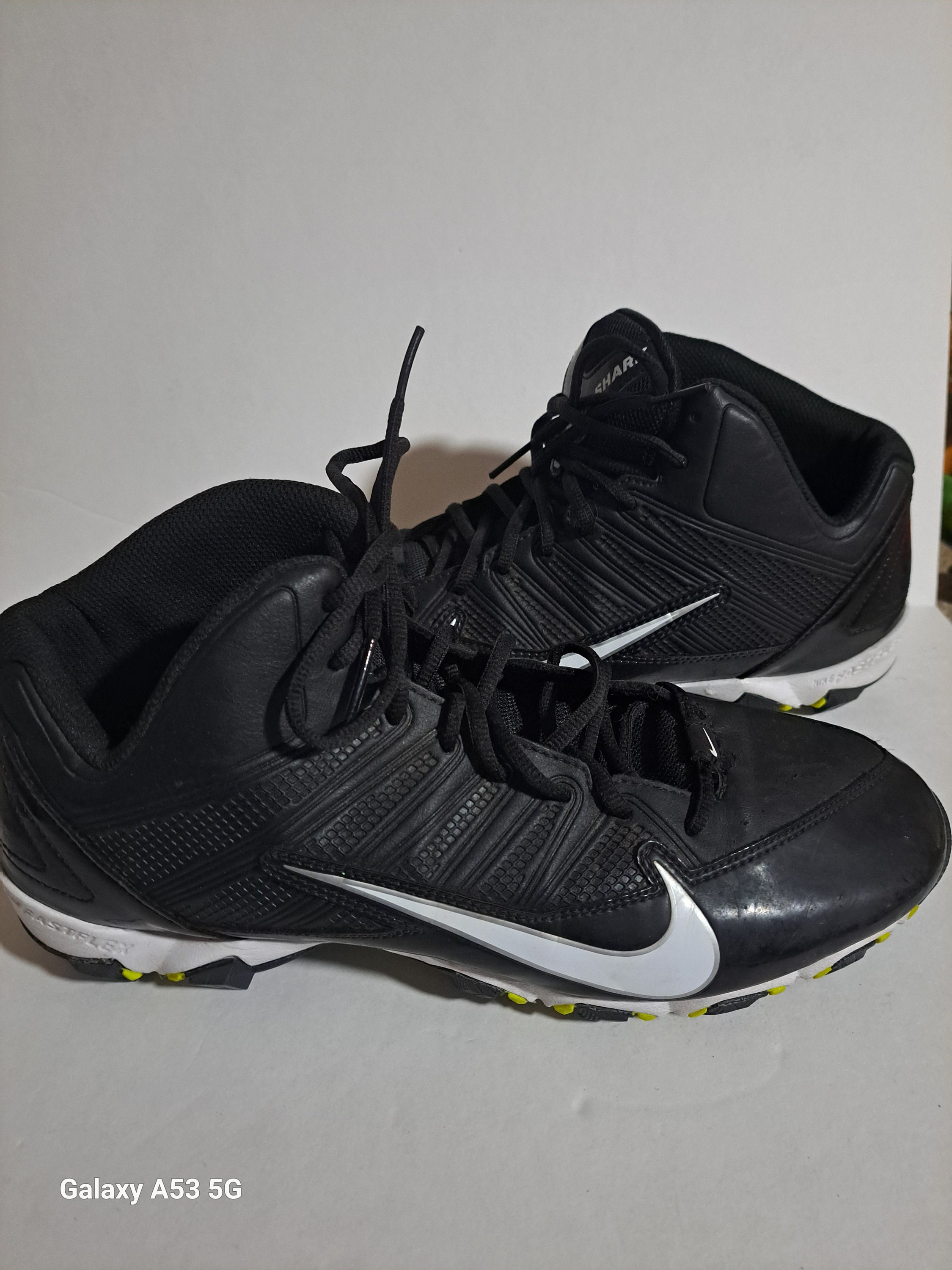 nike alpha shark baseball cleats