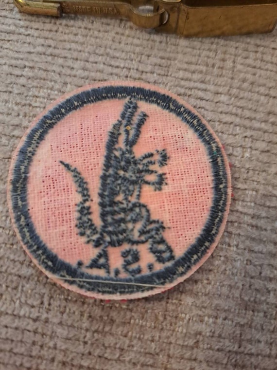 BSA alligator patch and clip - image 3
