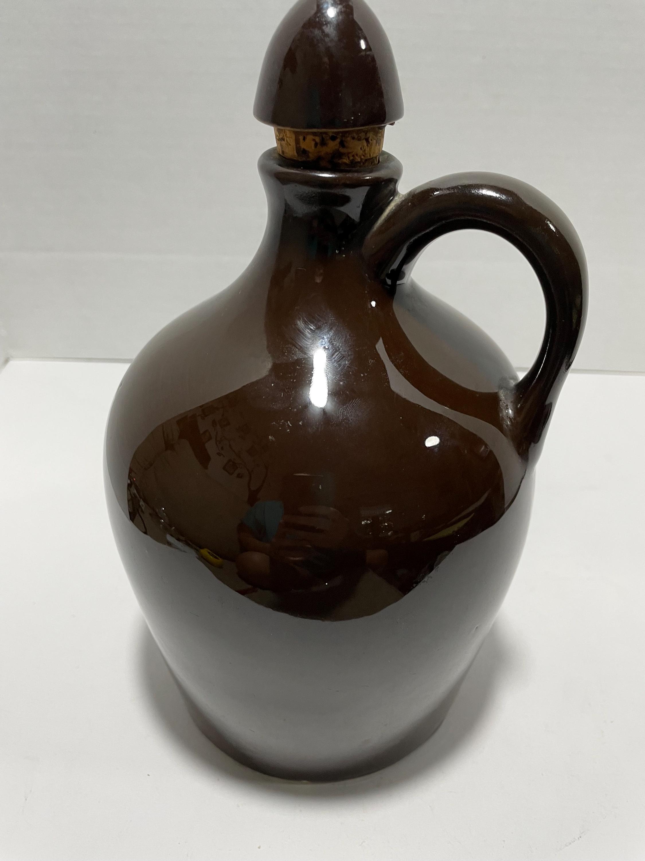 Thorens 1940 Brown Jug Decanter Music Box. Plays Little Brown Jug