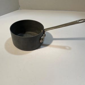 Calphalon anodized pot