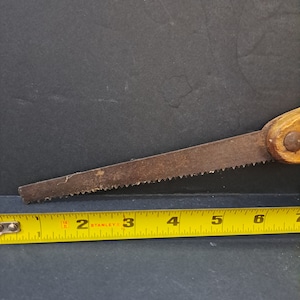 Vintage keyhole saw