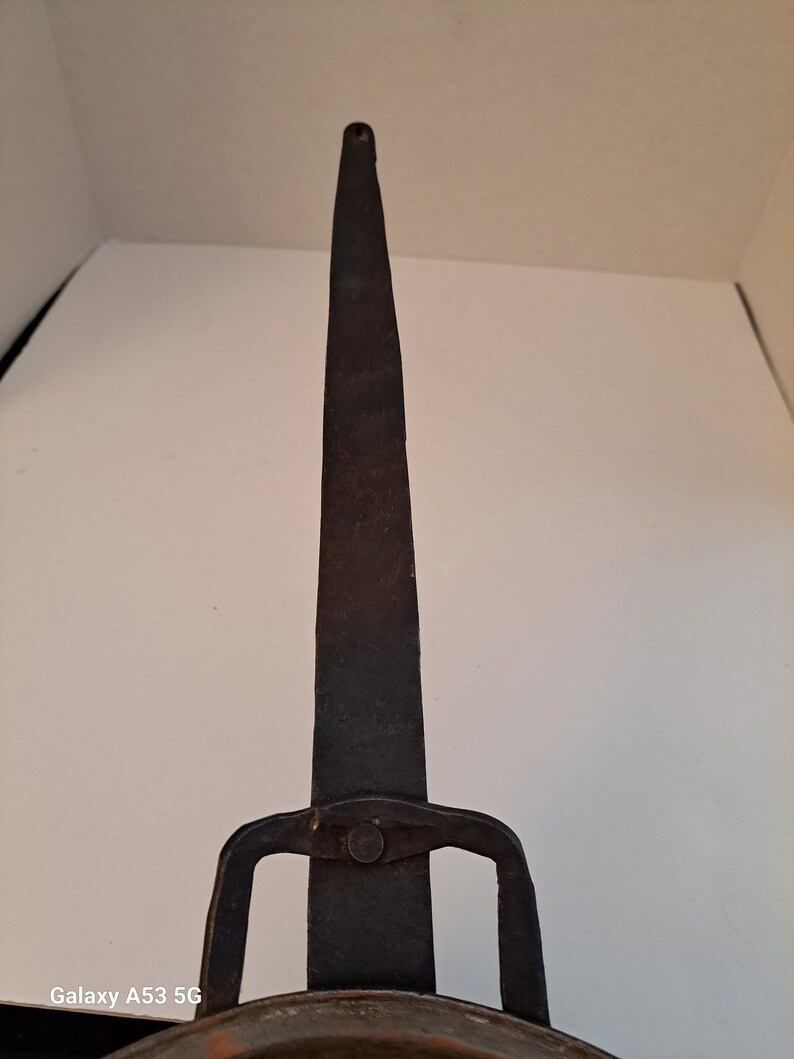 Vintage long handle, hammered copper pan image 8