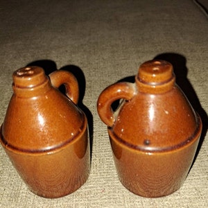 Brown jug salt and pepper shakers