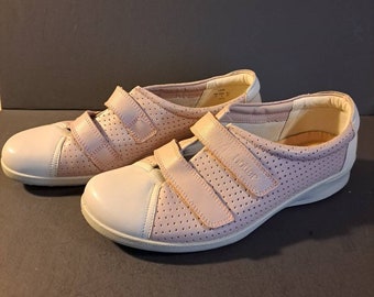 Hotter Leap Shoes