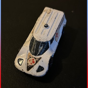 Corgi Juniors No. 73 Healer Wheeler Ambulance Made in Great Britain (Vintage Used)