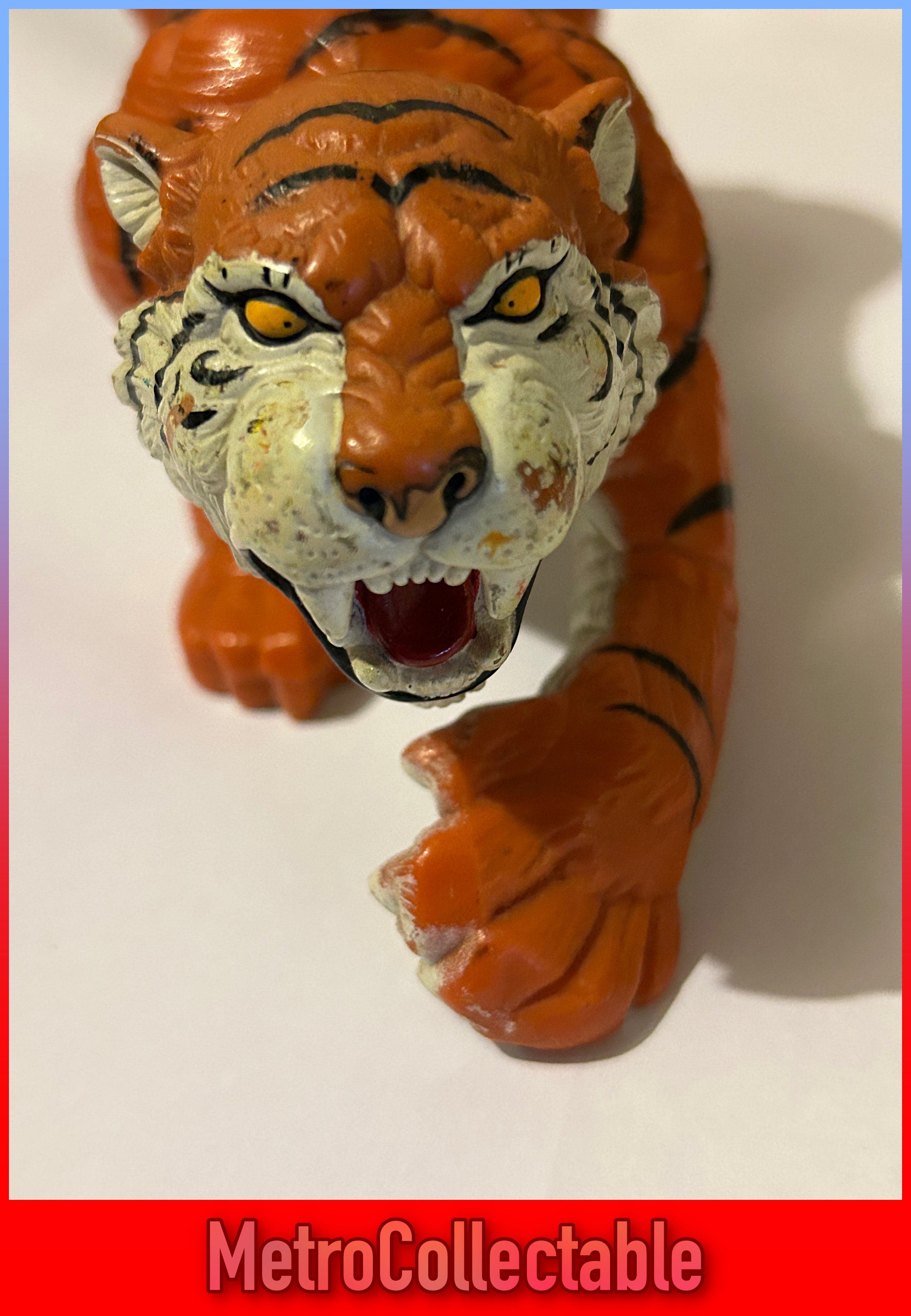 Papo -Hand-Painted - Figurine -Wild Animal Kingdom - Roaring Tiger -50182  -Collectible - for Children - Suitable for Boys and Girls- from 3 Years Old