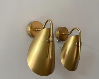 Handmade Brass Curved Wall Sconce Pair of 2 lights Elegant Brass Curved Mid Century Modern Home Lighting Home Décor Vintage Brass Wall Light