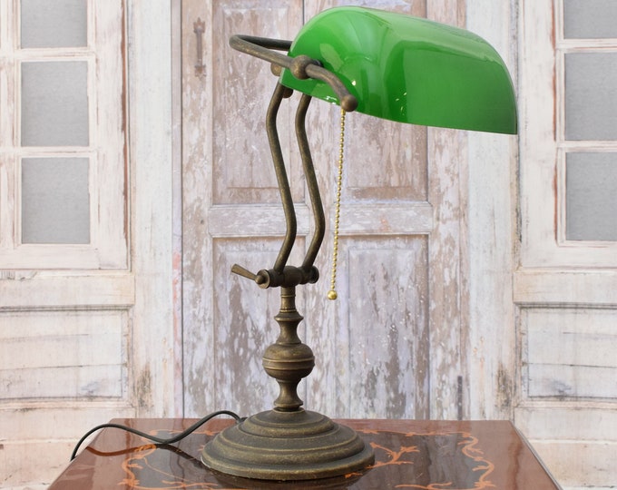Banker Dark Brass Lamp - Elegant Office Lamp with Green Glass - Office Desk Lamp - Green Shade - Gift for Student - Home Decor