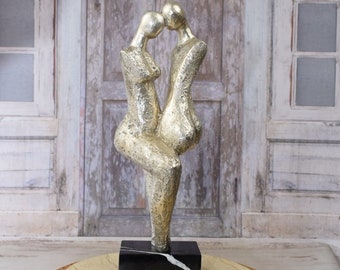 Scultura di amanti in bronzo: statua di coppia modernista, arredamento per la casa