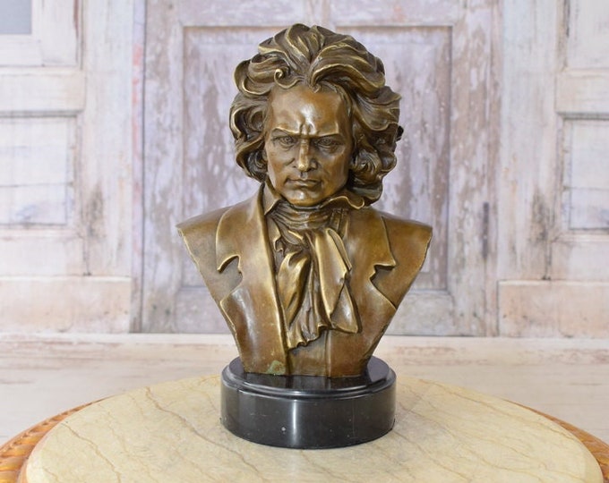 Ludwig Van Beethoven Bronze Statue - Composer Pianist Bronze Sculpture - Luxury Unique Gift - Home Decor - Gift for Pianist - Foundry Mark