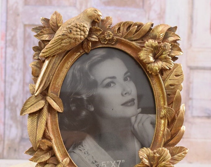 Carved Gold Floral Photo Frame – Art Deco Victorian Desk Decor