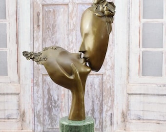 Kissing Couple Bronze Statue on Marble: Abstract Lovers Artwork