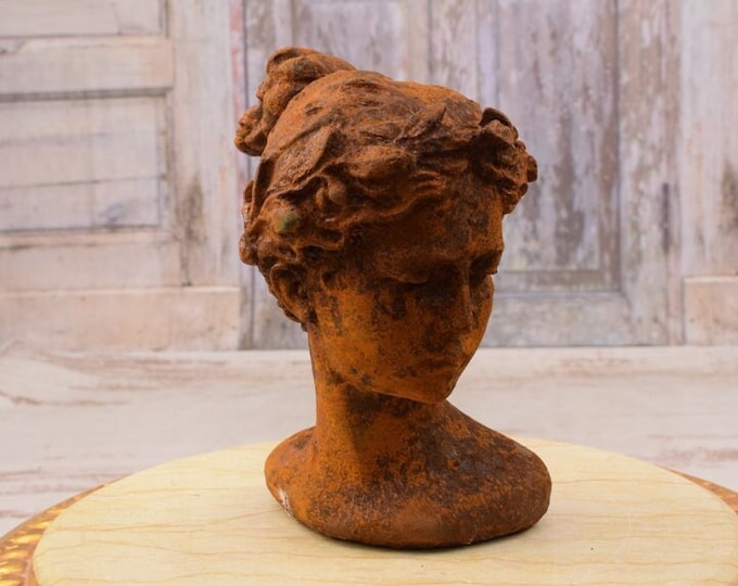 Cast Iron Bust of Aphrodite of Melos - Aphrodite Rustical Statue - Bust Woman - Gift for Garden and Home Decor - Gift Idea