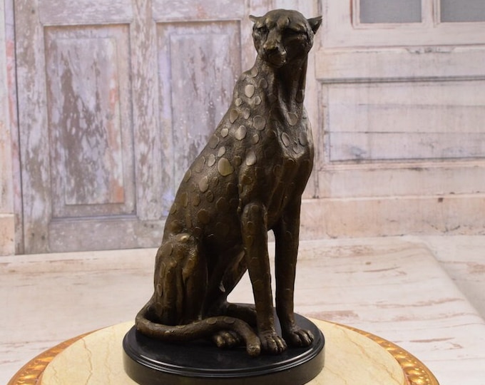 Big Sitting Spotted Cheetah Bronze Statue on Marble Base - Leopard Bronze Sculpture - Vintage Figure - Home Decor - Premium Gift Idea