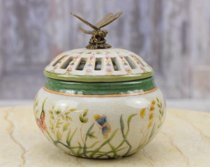 Porcelain Box with Dragonfly - Bronze Ornaments and Dragonfly Sculpture - Japanese Ornaments - Green Exclusive Casket - Home Decor Gift Idea