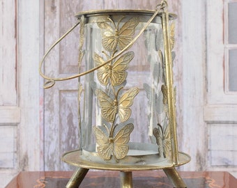 Farol de metal con forma de mariposa y ventanas de cristal: Decoración para el hogar y el jardín