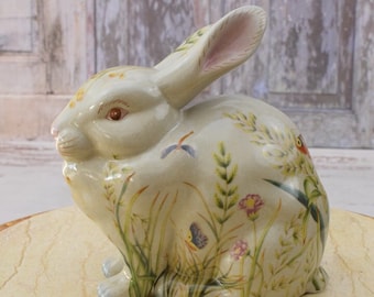 Statue en porcelaine Lapin peint - Lapin sculpture en porcelaine - Fleurs Design Porcelaine - Cadeau de Pâques - Décoration intérieure - Statue Lièvre