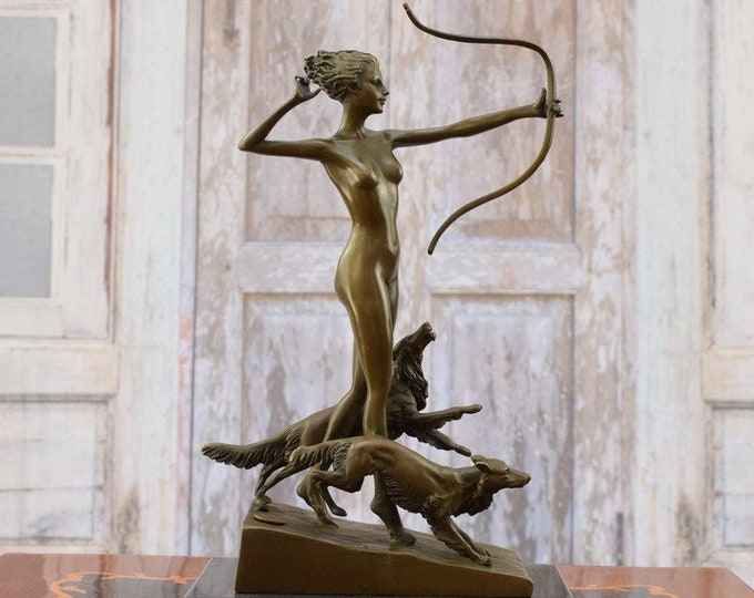 Diana with Greyhounds Bronze Statue -  Mythological Goddess Hunters - Amazing Gift for Hunter - Home Decor - Vintage Figurine