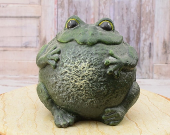 Large Fat Frog Sculpture – Vintage Cast Iron Garden Figure