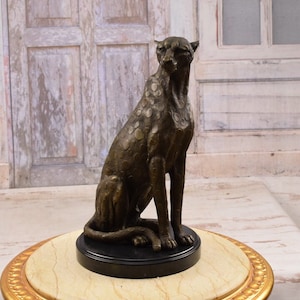Big Sitting Spotted Cheetah Bronze Statue on Marble Base - Leopard Bronze Sculpture - Vintage Figure - Home Decor - Premium Gift Idea