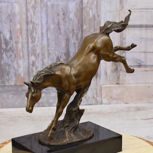 Wild Horse Bronze Sculpture on Marble Base - Nice Horse Art Work Sculpture - Horse Art - Home and Garden Figurine - Vintage Gift