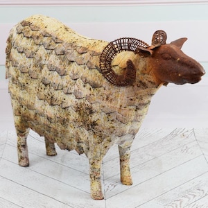 Iron Ram Sheep Figure – Whimsical Garden Statue, Detailed Metal Art Home Decor
