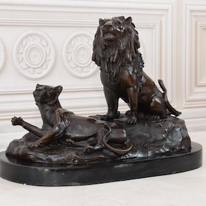 Lion and Lioness Bronze Sculpture on Marble Base - Family Lions - Oriental Animals - Home and Office Decor - Vintage Gift Idea