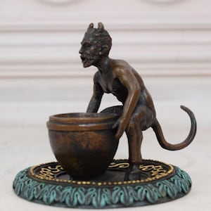 Diabeł z kotłem - zabytkowa wiedeńska figurka - luksusowa figurka - diabeł - elegancki prezent - wystrój domu i biura - Foundry Mark