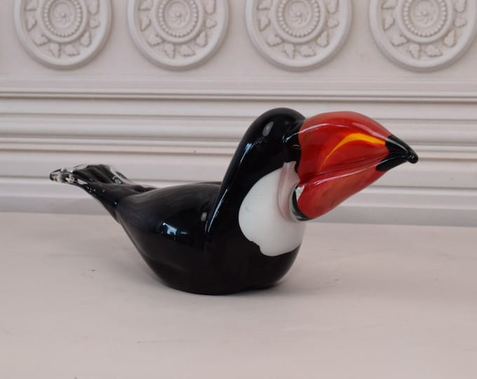 Amazing Tucan Murano Glass - Handcrafted Murano Style - Murano Statue - Glass Bird - Italian Glass - Gift from Venetian Home Decor