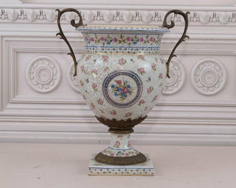 Vintage Porcelain Bowl Stand: Bronze Ornaments, Floral Design
