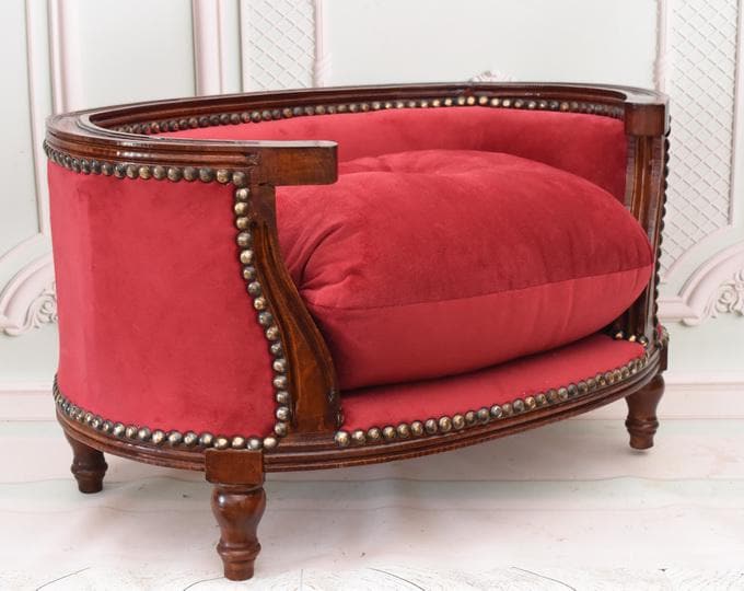 Vintage-Style Pet Sofa Bed — Wooden Frame with Fabric Cushion, Comfortable Dog & Cat Bed, Elegant Home Pet Furniture