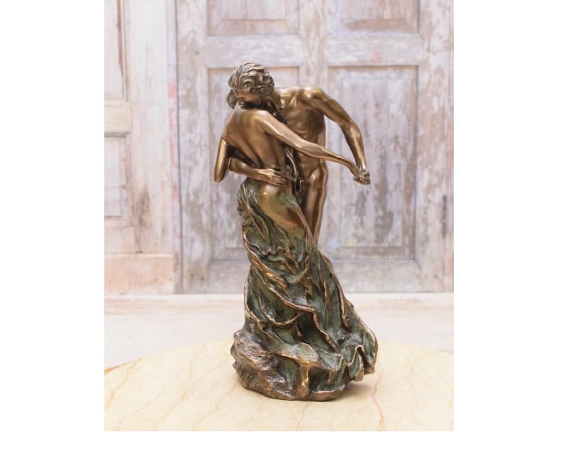 Femme et homme Couple amoureux Câlins dansant Couple d'amoureux Cadeau exclusif pour mariage Statue faite main image 1