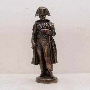 Napoleon Bonaparte Statue - French military man, politician, Emperor of the French and King of Italy - home decor
