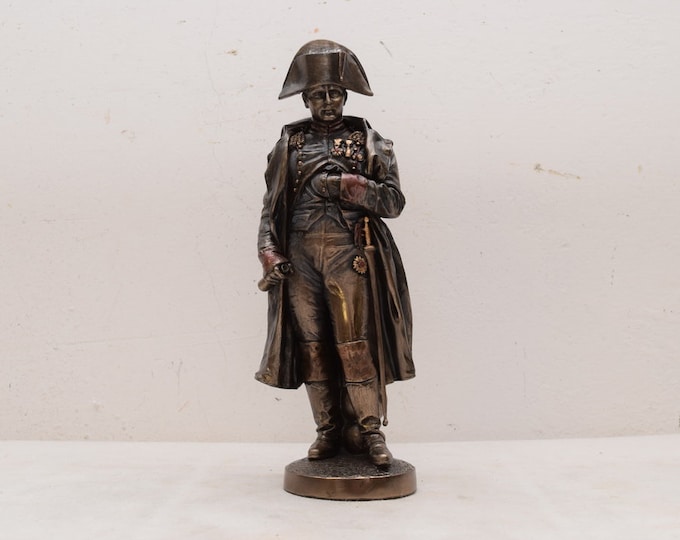 Napoleon Bonaparte Statue - French military man, politician, Emperor of the French and King of Italy - home decor