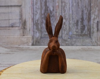 Rustic Cast Iron Thinking Rabbit: Whimsical Garden Statue