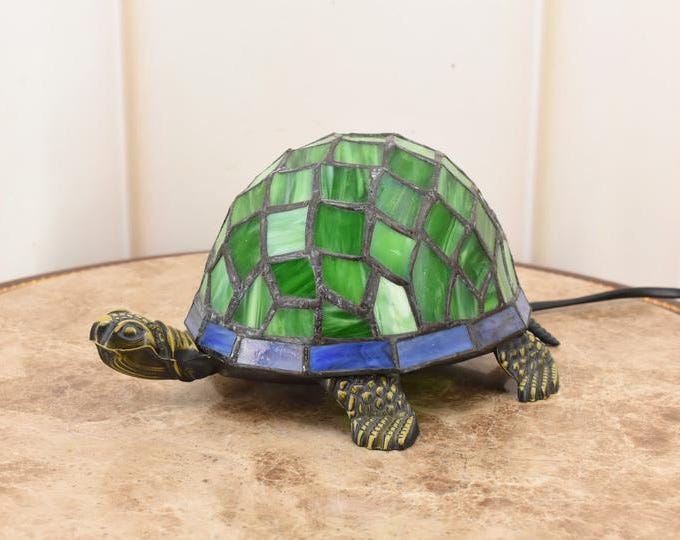 Tiffany Style Green Turtle Lamp - Stained Glass Night Light - Animal Table Lamp - Vintage Home Decor - Unique Gift for Nature Lovers