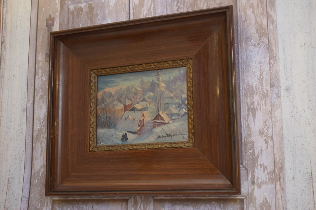 gallery photo